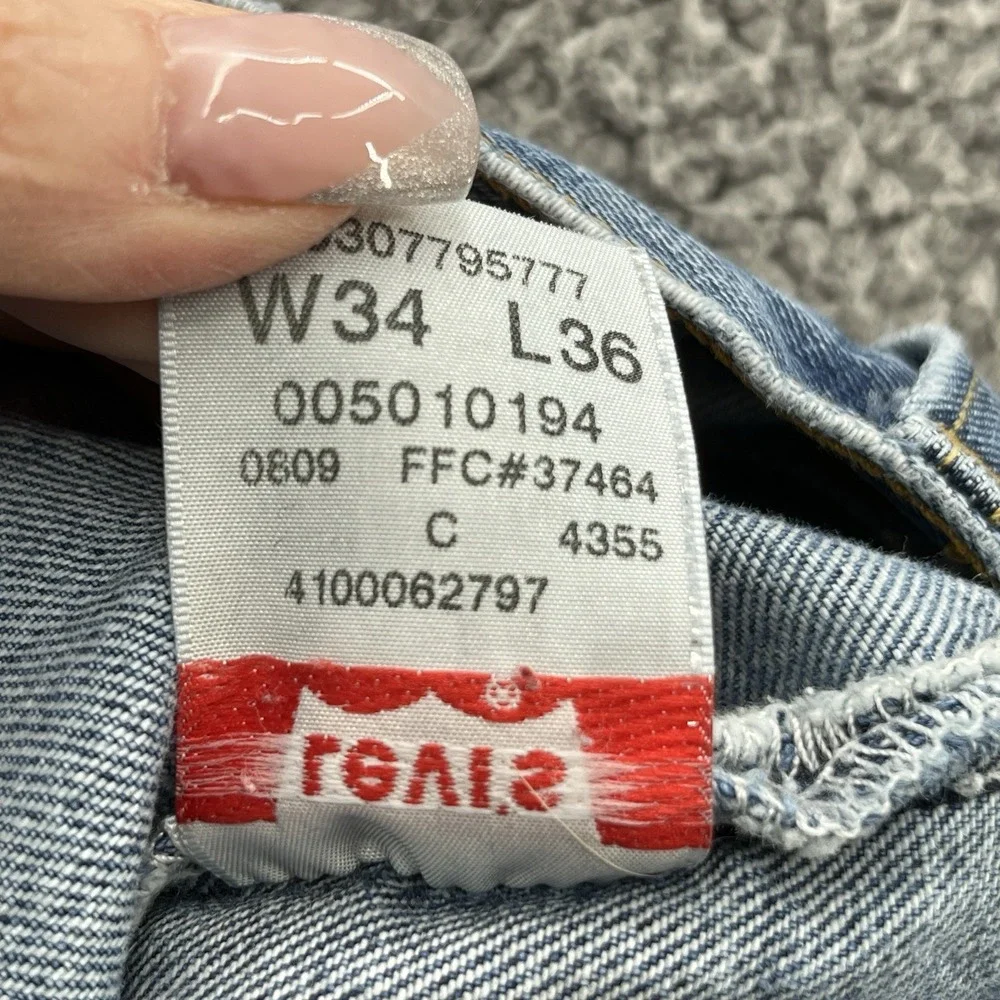 VTG Levis 501 Jeans Mens 34X33 Blue Straight Leg Button Fly Y2K Denim